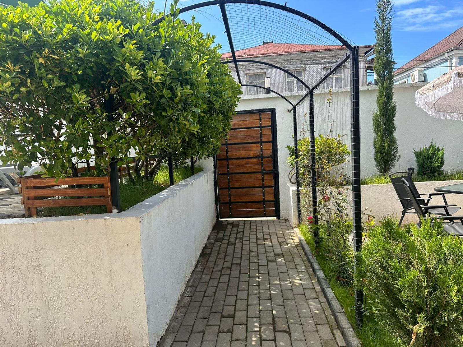 Villa Gardens 科布列季 外观 照片